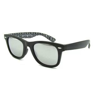 Disneys Pirates of the Caribbean Mirrored Wayfarer Sunglasses